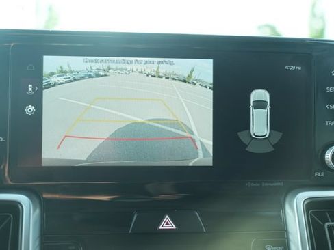 Used 2023 Kia Sorento S FWD image 27