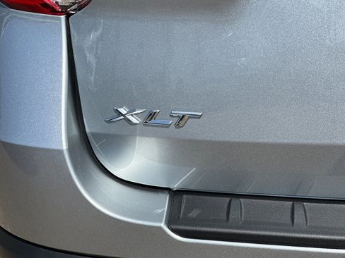 New 2024 Ford Explorer XLT w/ Equipment Group 202A RWD image 6