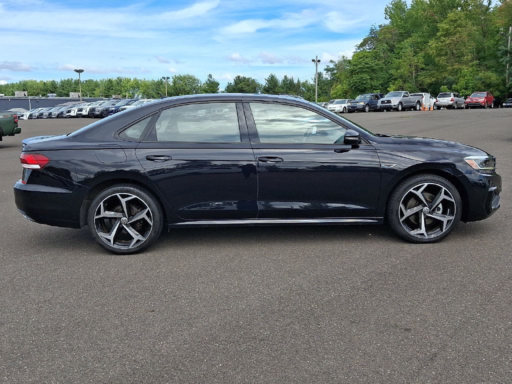 Used 2021 Volkswagen Passat 2.0T R-Line FWD image 8
