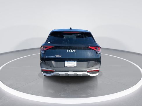 Certified 2024 Kia Sportage EX image 7