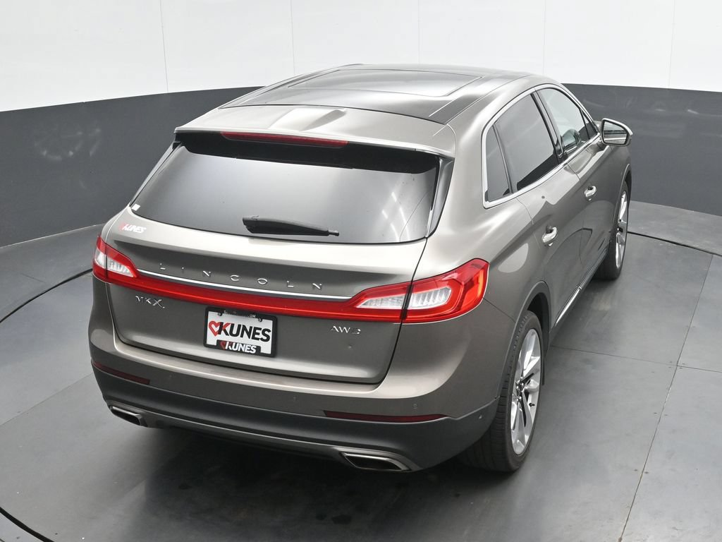 Used 2016 Lincoln MKX Reserve w/ Luxury Package AWD/4WD image 24