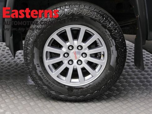 Used 2018 GMC Sierra 1500 SLE w/ SLE Value Package AWD/4WD image 8