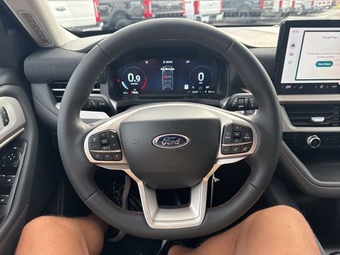 New 2026 Ford Explorer Active image 19