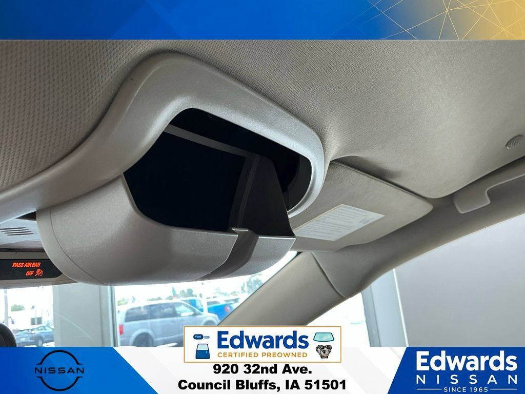 Used 2021 Buick Enclave Essence w/ Sound and Sites Package AWD/4WD image 33