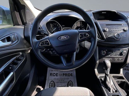 Used 2017 Ford Escape SE FWD image 5