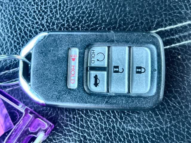 Used 2017 Honda Accord Touring image 21