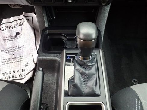 Used 2023 Toyota Tacoma TRD Sport image 12