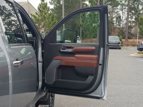 New 2026 GMC Sierra 2500 Denali Ultimate image 43