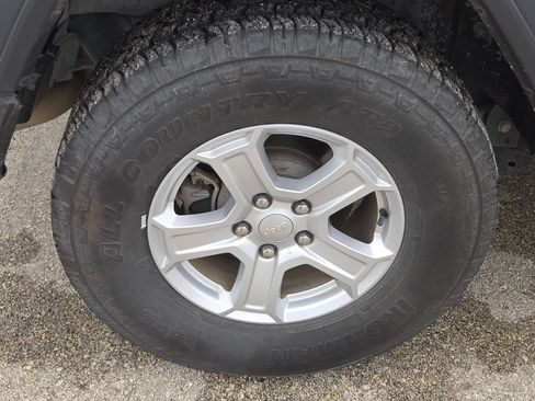 Used 2019 Jeep Wrangler Unlimited Sport S AWD/4WD image 30