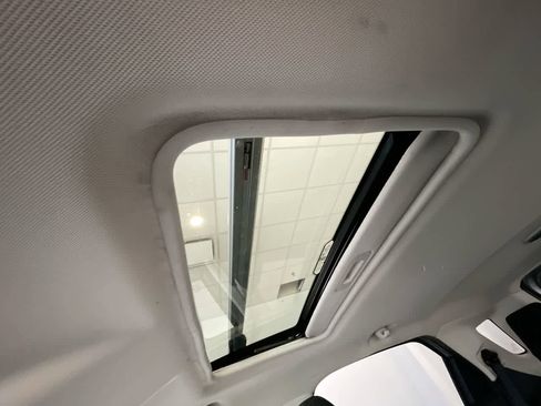 Used 2021 Ford EcoSport SE w/ SE Appearance Package image 22