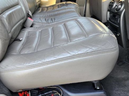 Used 2003 HUMMER H2 w/ Preferred Equipment Group image 21