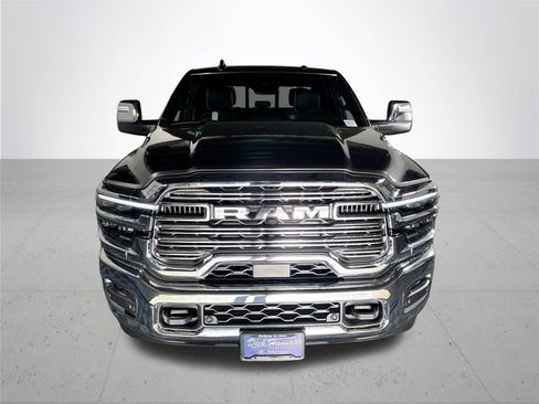 New 2026 RAM 2500 Laramie AWD/4WD image 3