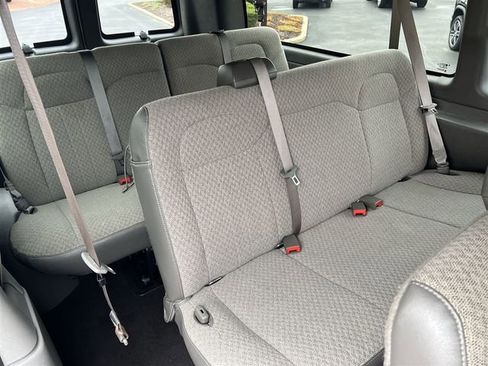 Certified 2025 Chevrolet Express 3500 LT w/ LT Preferred Equipment Group RWD image 28