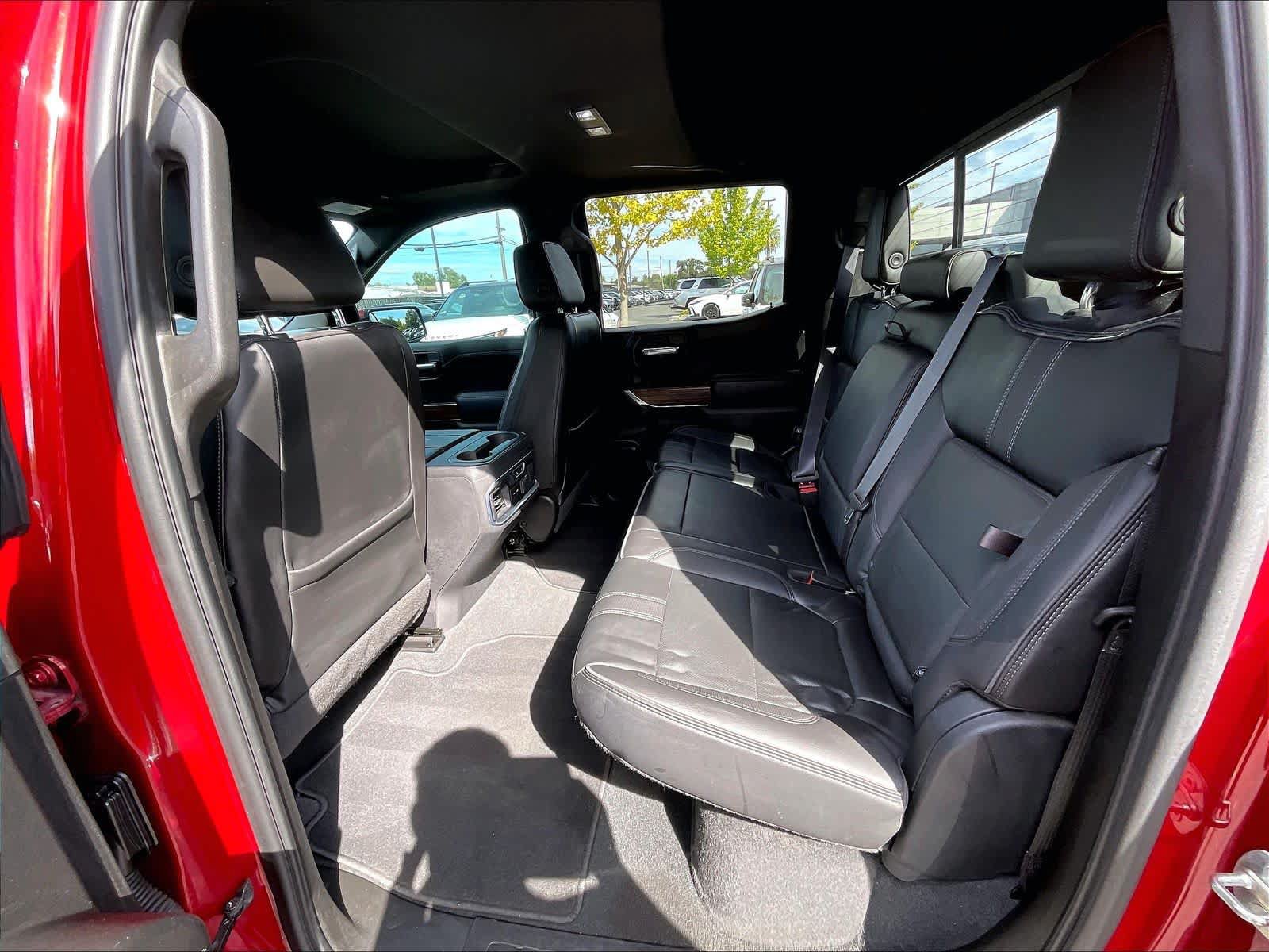 Used 2021 Chevrolet Silverado 1500 High Country w/ Technology Package AWD/4WD image 29