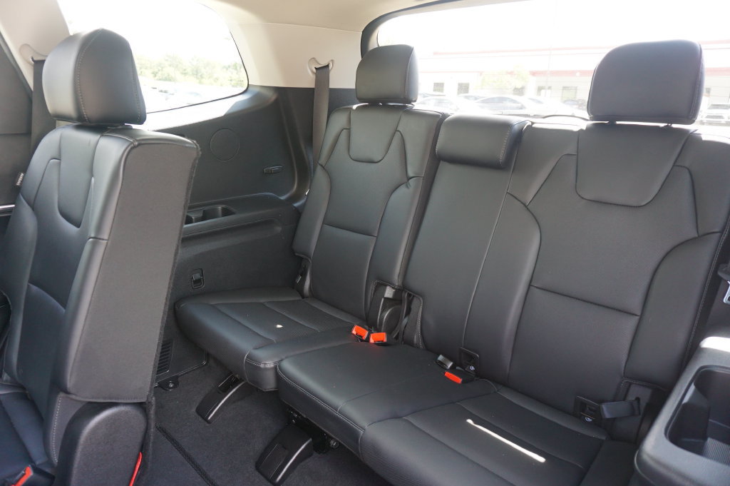 Used 2024 Kia Telluride LX FWD image 17