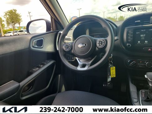 Certified 2021 Kia Soul LX FWD image 18