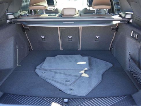 Used 2025 BMW X3 xDrive30i w/ Premium Package image 6