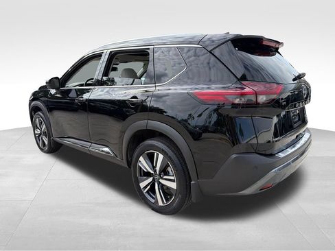 Certified 2023 Nissan Rogue SL FWD image 5