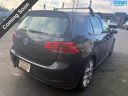 Used 2017 Volkswagen GTI SE image 5