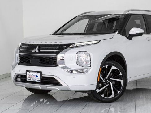 Used 2022 Mitsubishi Outlander SEL image 6