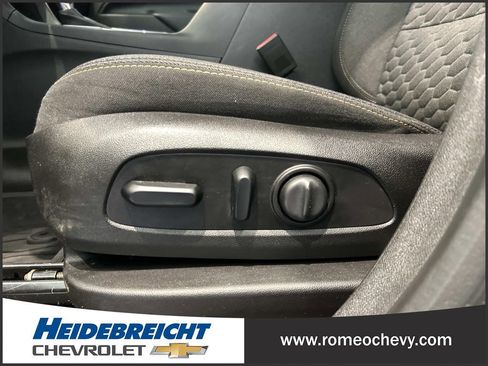 Certified 2019 Chevrolet Equinox LT image 14