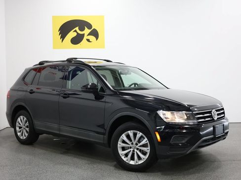 Used 2020 Volkswagen Tiguan S FWD image 2