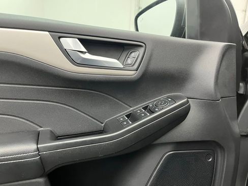 Certified 2022 Ford Escape SEL image 18