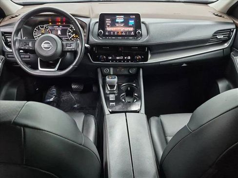 Used 2021 Nissan Rogue SV w/ Premium Package FWD image 17