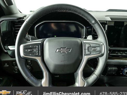 Used 2026 Chevrolet Silverado 1500 LT Trail Boss w/ LT Trail Boss Premium Package AWD/4WD image 10
