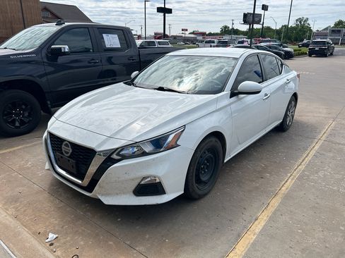 Used 2021 Nissan Altima 2.5 S FWD image 4