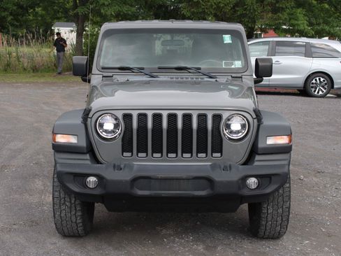 Used 2020 Jeep Wrangler Unlimited Sport AWD/4WD image 2