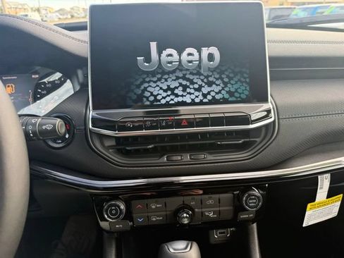 New 2026 Jeep Compass Latitude AWD/4WD image 20