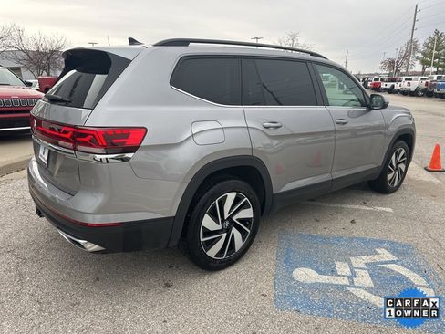 Used 2024 Volkswagen Atlas SE image 31