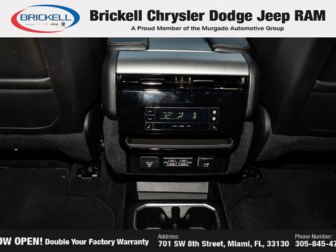Used 2025 Jeep Wagoneer Series II w/ Convenience Group I AWD/4WD image 22