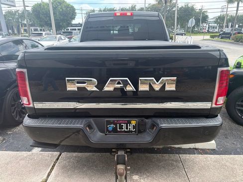 Used 2018 RAM 2500 Limited AWD/4WD image 12