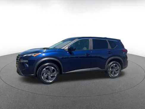 Used 2025 Nissan Rogue SV FWD image 8