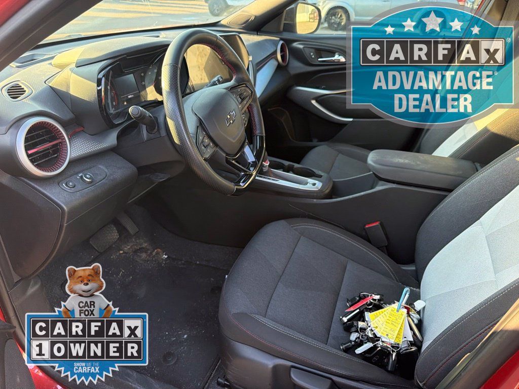 Used 2024 Chevrolet Trax RS w/ Driver Confidence Package FWD image 9