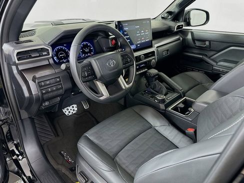 Used 2025 Toyota 4Runner TRD Sport Premium w/ Tow Technology Package image 9