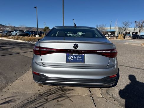 Used 2025 Volkswagen Jetta S image 5