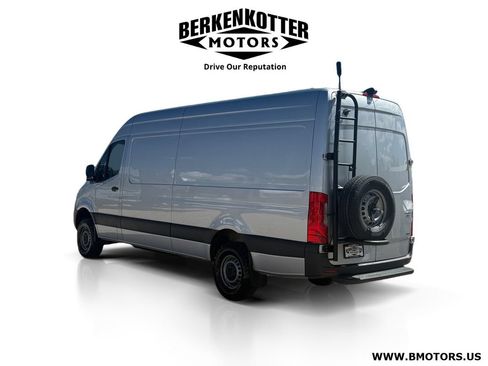 Used 2019 Mercedes-Benz Sprinter 2500 image 5