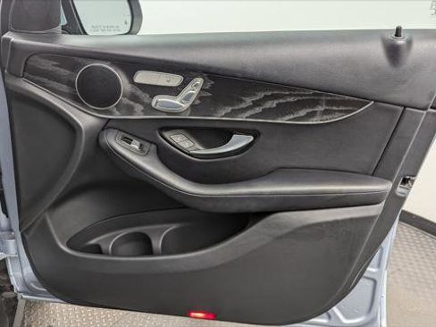 Used 2018 Mercedes-Benz GLC 300 image 23