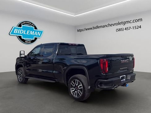 Used 2024 GMC Sierra 1500 AT4 w/ Technology Package AWD/4WD image 5