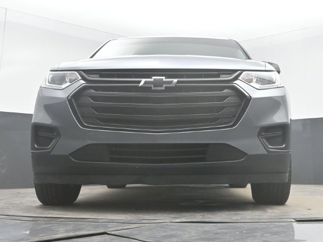 Used 2020 Chevrolet Traverse LS w/ LPO, Blackout Package FWD image 27