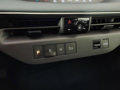 New 2026 Nissan Leaf S+ w/ Floor Mat Package (S+) image 21