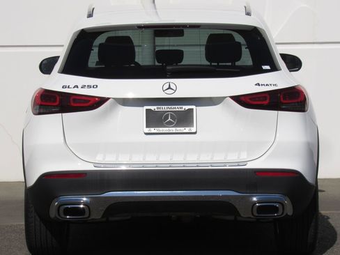 Certified 2023 Mercedes-Benz GLA 250 4MATIC w/ Premium Package image 7