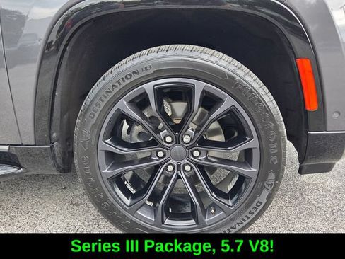 Used 2022 Jeep Wagoneer Series III w/ Convenience Group I RWD image 9