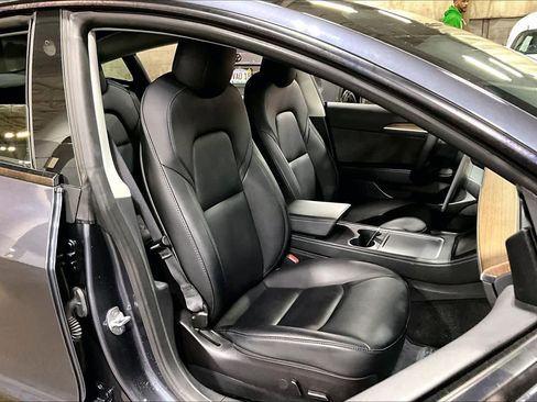 Used 2022 Tesla Model 3 Long Range image 8