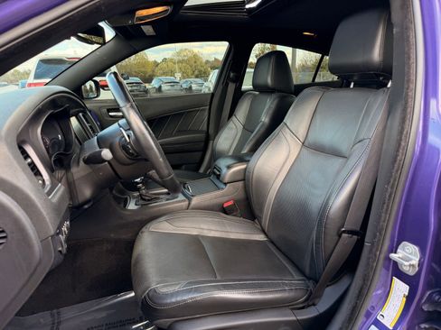 Used 2016 Dodge Charger R/T w/ Plus Group image 21