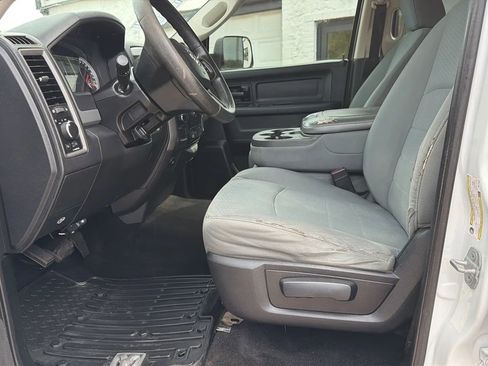 Used 2014 RAM 3500 Tradesman w/ Chrome Appearance Group AWD/4WD image 7