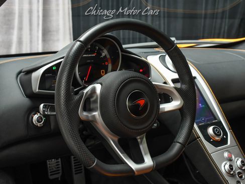Used 2012 McLaren MP4-12C Coupe RWD image 10